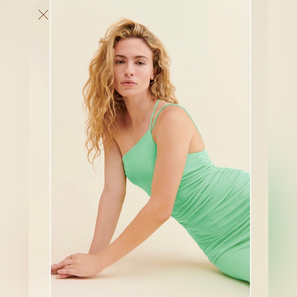 Bella Midi Dress